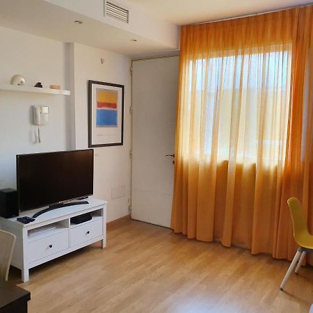 Ferienwohnung Apartamento Centrico Con Parking Málaga Exterior foto
