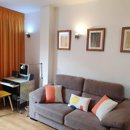 Ferienwohnung Apartamento Centrico Con Parking Málaga Exterior foto