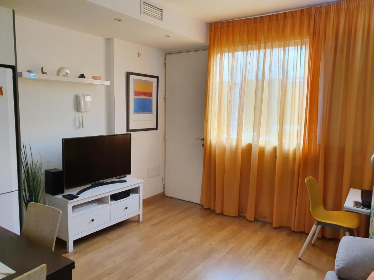 Ferienwohnung Apartamento Centrico Con Parking Málaga Exterior foto