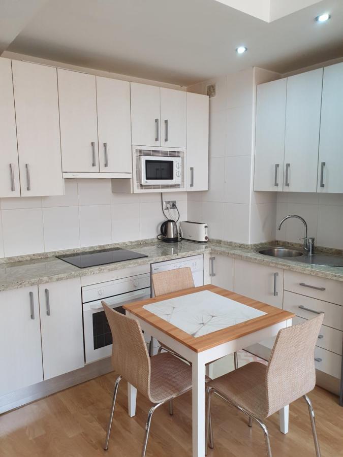 Ferienwohnung Apartamento Centrico Con Parking Málaga Exterior foto